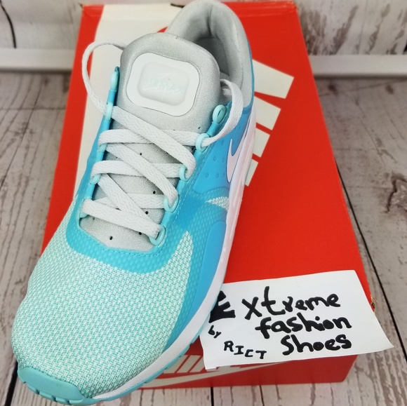 Nike Air Max Women's Shoes - Picture 5 of 8